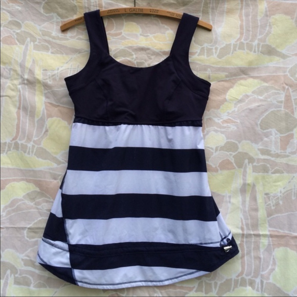 Lululemon navvy strip lose tank